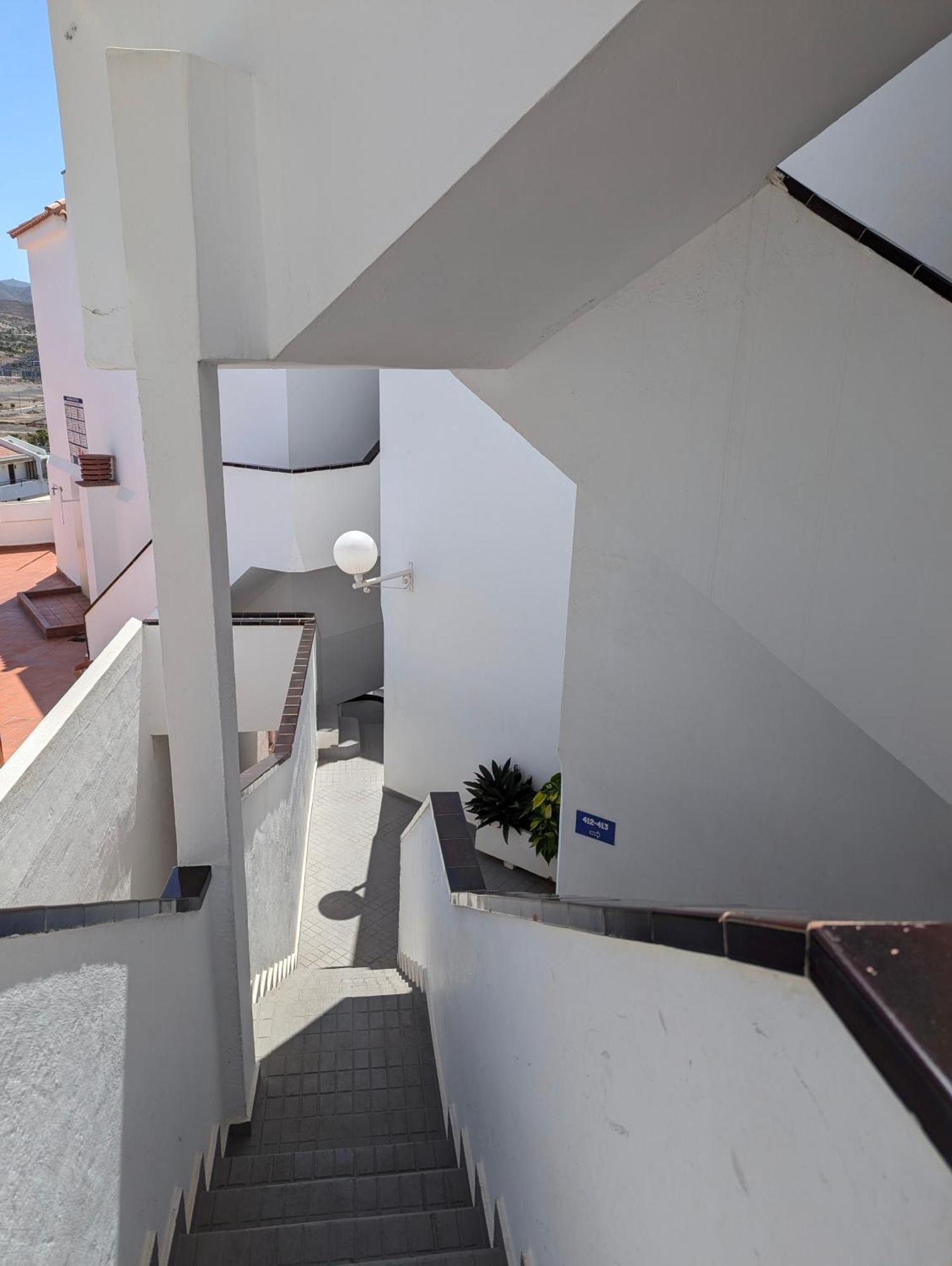 Cozy Apartment In Los Cristianos Guincho  Exterior photo
